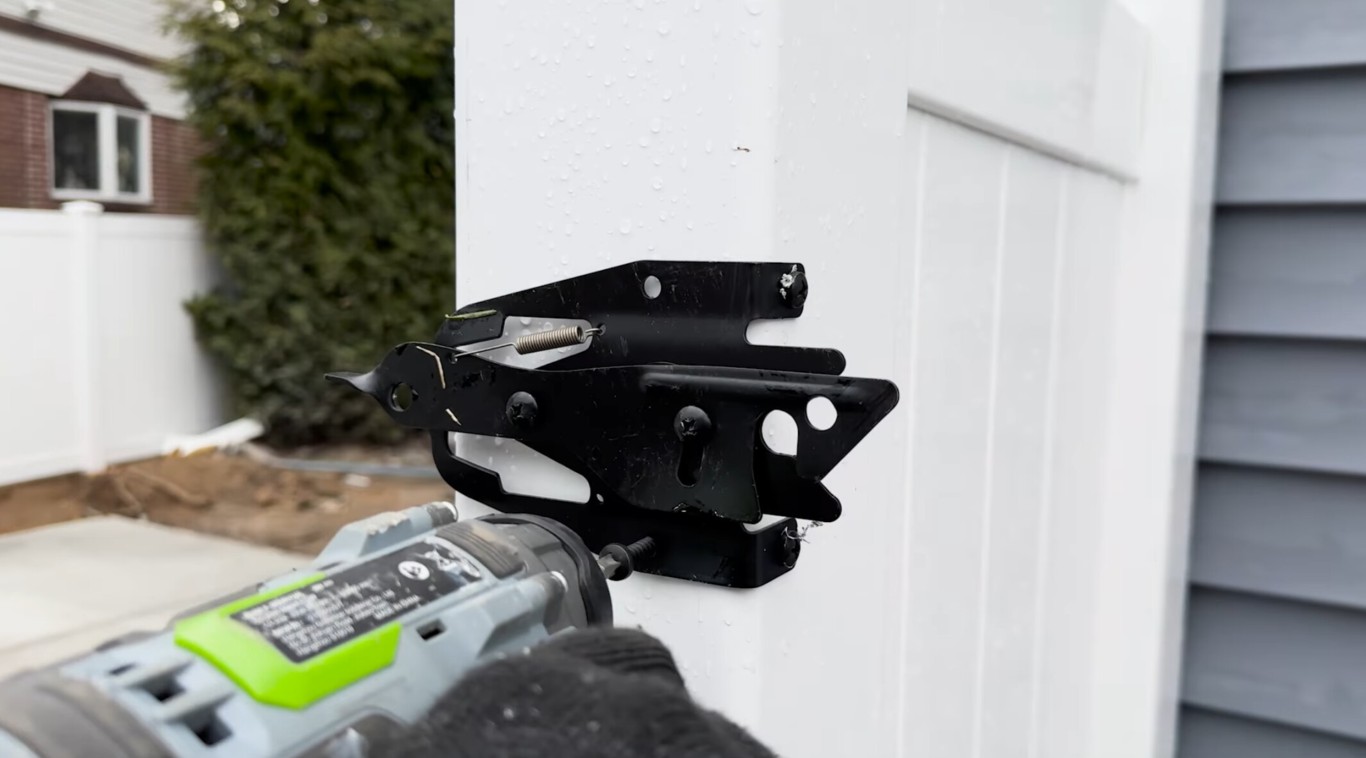 Fence repair and replacement services in Torrington, CT